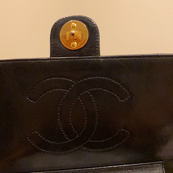 SOLD🔥🔥🔥Chanel Vintage Classic Flap Bag - Picture 9 of 17